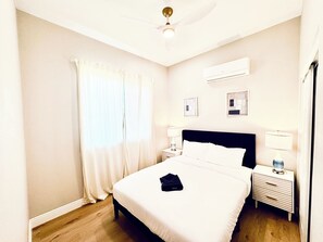 3 slaapkamers, een strijkplank/strijkijzer, wifi