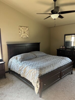 4 bedrooms, WiFi, bed sheets