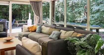 Enjoy a wonderful holiday in the woods, Enjoy a wonderful holiday in the woods