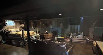 Spacious 5-bedroom house with AC, WiFi in tranquil Butler. Right outside of town