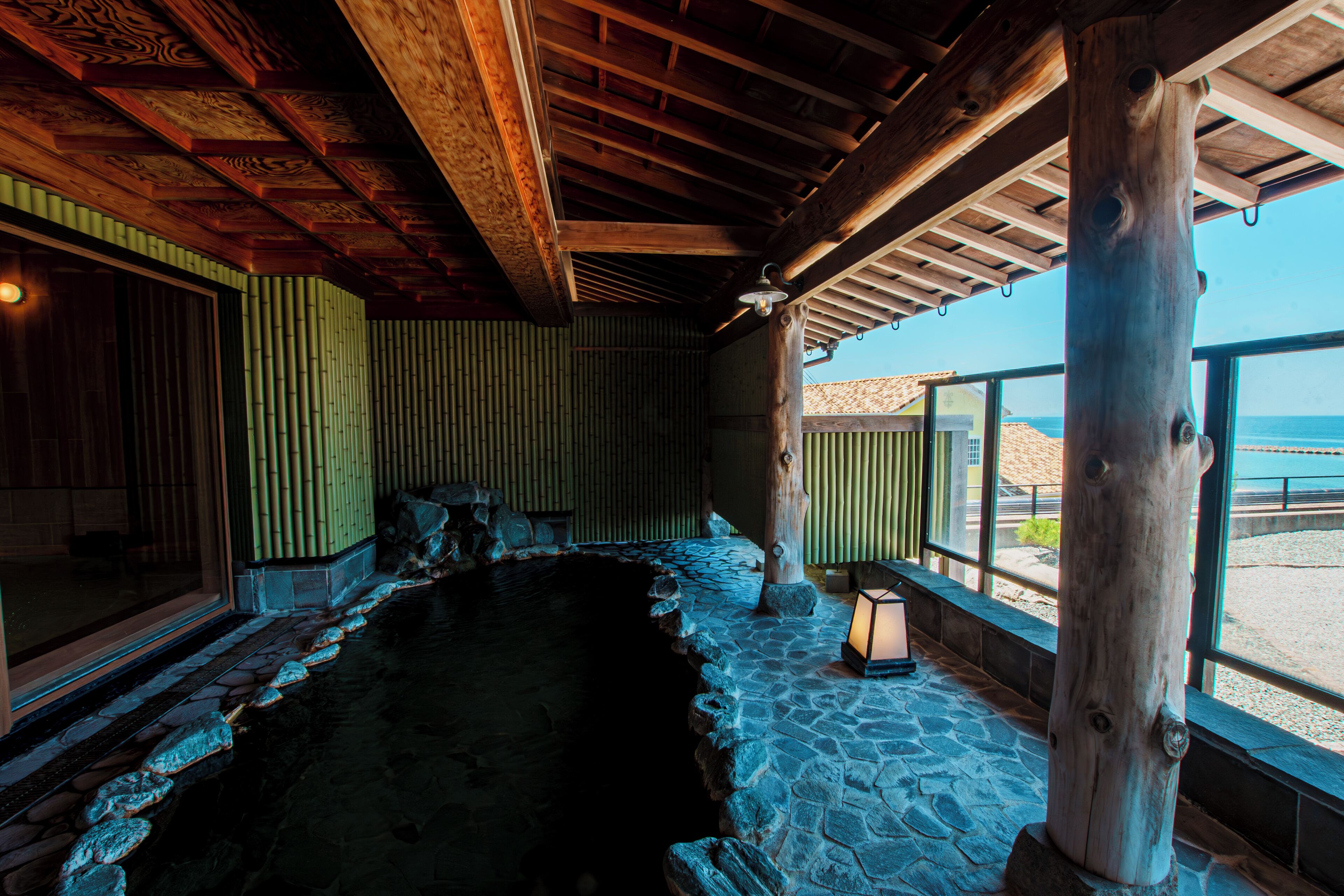 Bain à remous intérieur