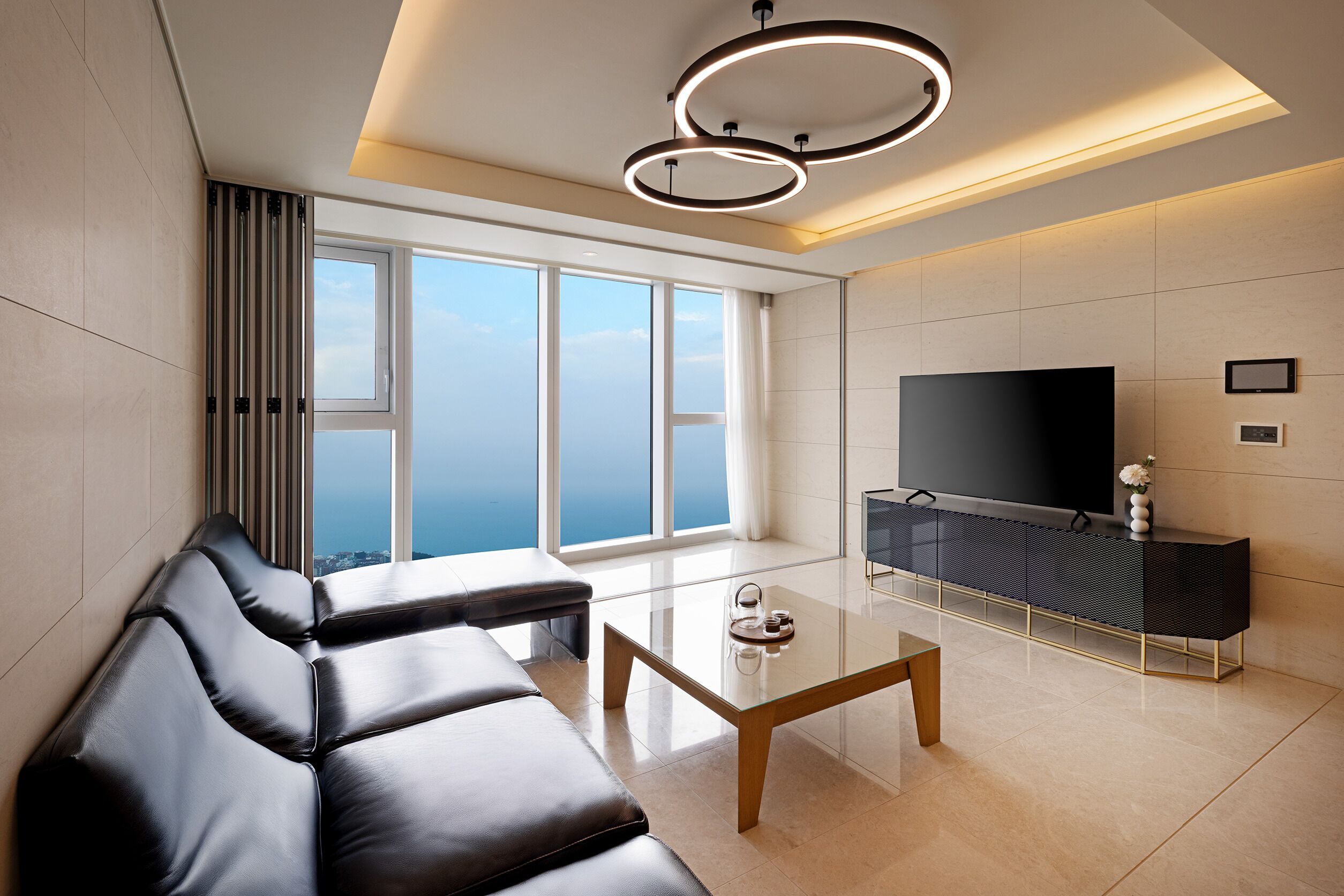 Ocean Deluxe Suite | Beach/ocean view