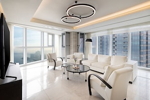Ocean Executive Suite | Premium bedding, down comforters, in-room safe, individually furnished - LCT residence THE VINE Haeundae (Busan)