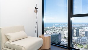 Interior - New Year Fire Work| Jaw Dropping 2B2B Harbour View (Melbourne)