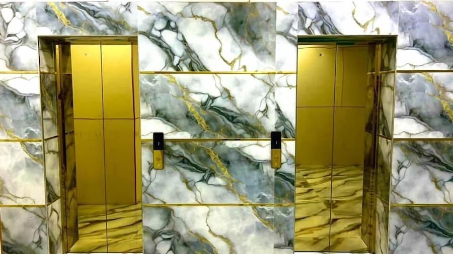 キャピタル タワー アパートメント アンド サービス