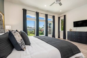 3 bedrooms, desk, iron/ironing board, WiFi