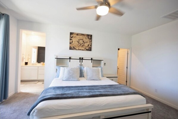 3 bedrooms, iron/ironing board, WiFi, bed sheets