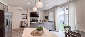 Blue Lake Haven Townhouse