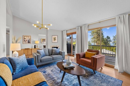 Relax & Unwind |Westside Getaway