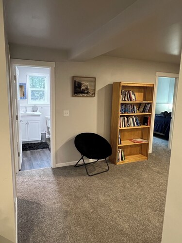 New 2-bedroom Apt on 2.5 forested acres close to airport, downtown, and trails.