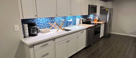 Microwave, oven, stovetop, dishwasher