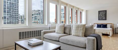 Fernseher, Stereoanlage