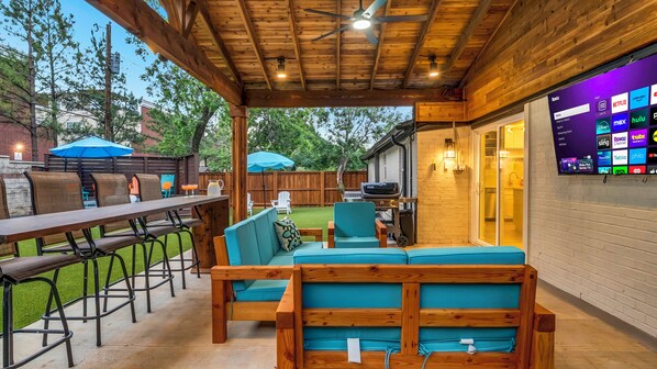 Comfort House, Non Smoking, Patio | Terrace/patio - LuxStay Escapes (Arlington)