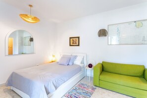 1 chambre, fer et planche à repasser, Wi-Fi, draps fournis