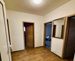 Interior - Holiday Apartment 'Mirjam' with Wi-Fi (Lohr am Main)