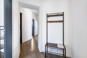 Interior - Apartment 'Duisburg Central 2' with Wi-Fi (Duisburg)