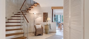 1 Terrace Suite Apartment with Valley View, Private Terrace, Shared Sauna and Wi-Fi