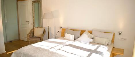 1 Schlafzimmer, BĂŒgeleisen/BĂŒgelbrett, kostenloses WLAN, BettwĂ€sche