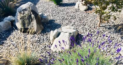 Ferienwohnung 'West-Blick' mit Bergblick, privater Terrasse und Wi-Fi