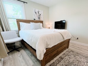 3 bedrooms, in-room safe, iron/ironing board, free WiFi