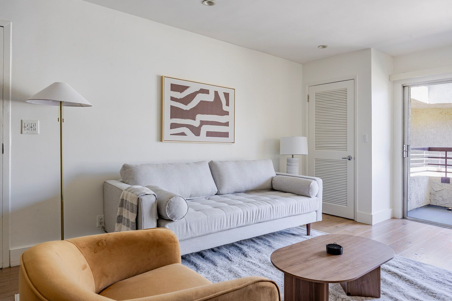 Télévision, chaîne hi-fi