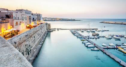Le Torri Sul Mare 1 Centre Otranto Airco, Otranto, Italy