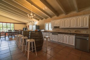 Fridge, microwave, dishwasher, toaster