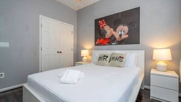 4 bedrooms, iron/ironing board, travel crib, free WiFi