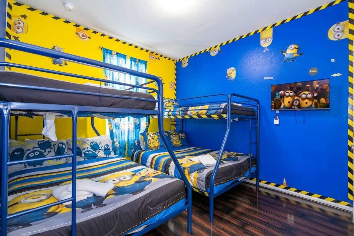 4 bedrooms, iron/ironing board, travel crib, free WiFi