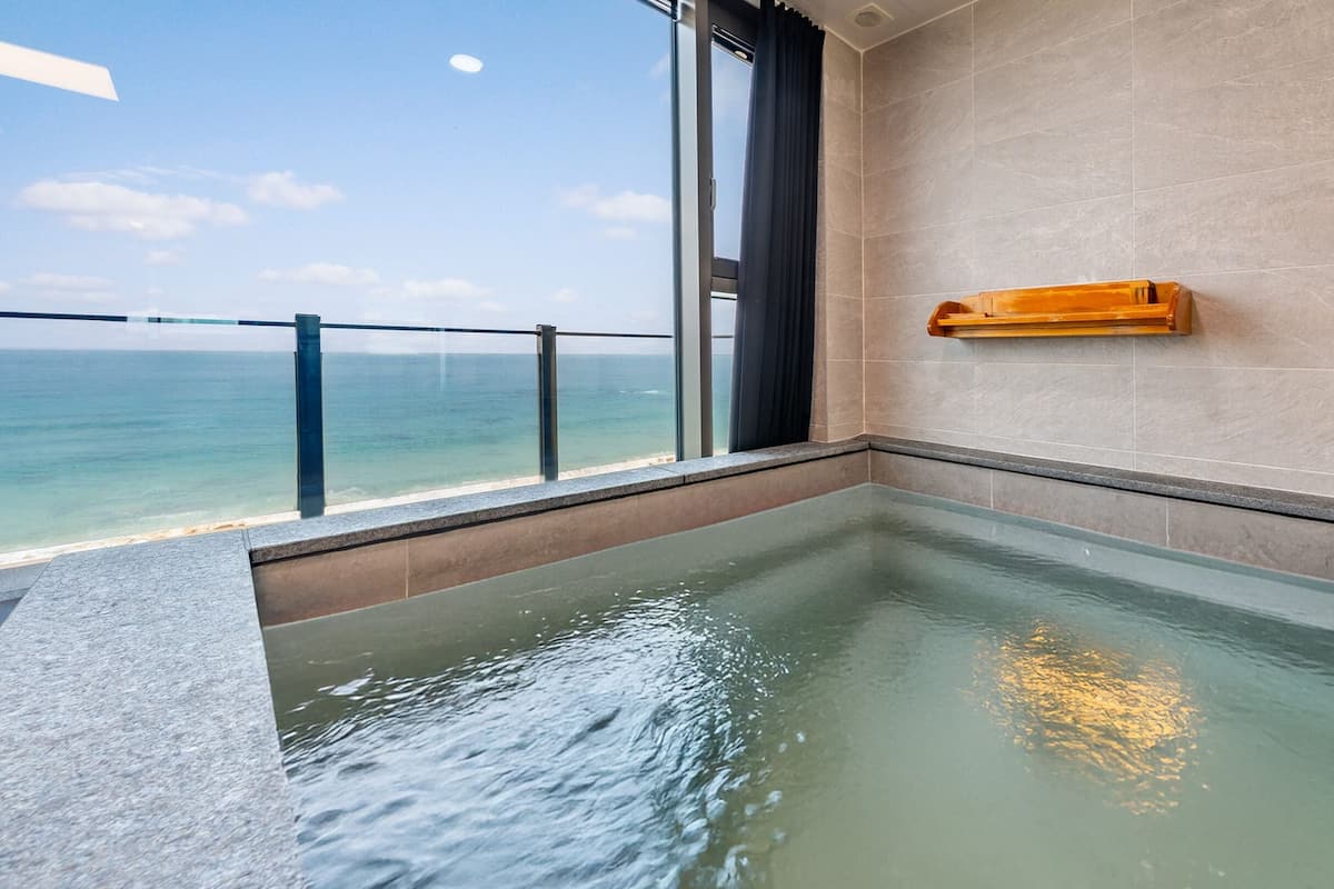 Basic Room, 2 Bedrooms (A 302 (Ocean View, Jacuzzi)) | 1 bilik tidur, Wi-fi percuma
