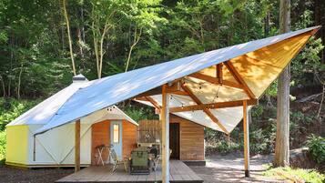 Chalet rustique Deluxe | Décor unique, ameublement unique, literie fournie