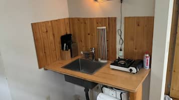 Family Cottage, Balcony, Mountain View | Private kitchen | Full-sized fridge, cookware/dishes/utensils