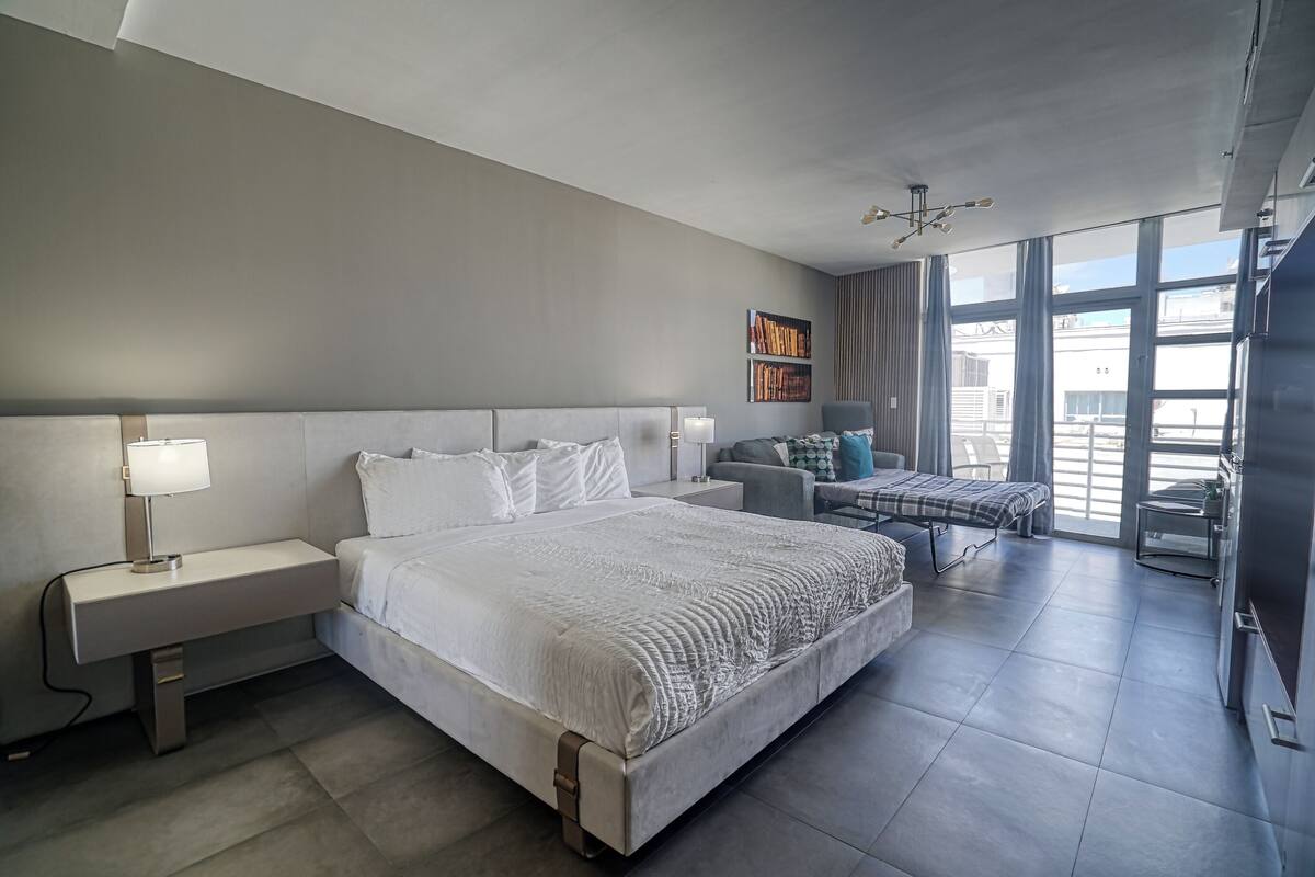 Comfort Studio Suite, Kitchenette, Beach View