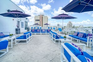 Sundeck - Private Apartment at the Congress (Miami Beach)
