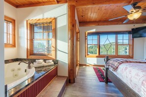 3 chambres, fer et planche à repasser, Wi-Fi gratuit, draps fournis
