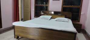 7 soveværelser, strygejern/strygebræt, Wi-Fi