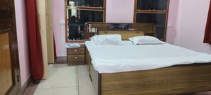 7 soveværelser, strygejern/strygebræt, Wi-Fi