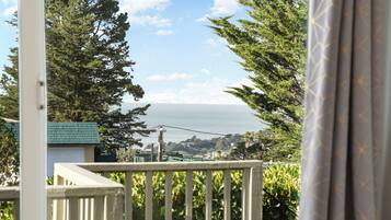 Family Apartment, 2 Bedrooms, Non Smoking, Kitchen | Balcony