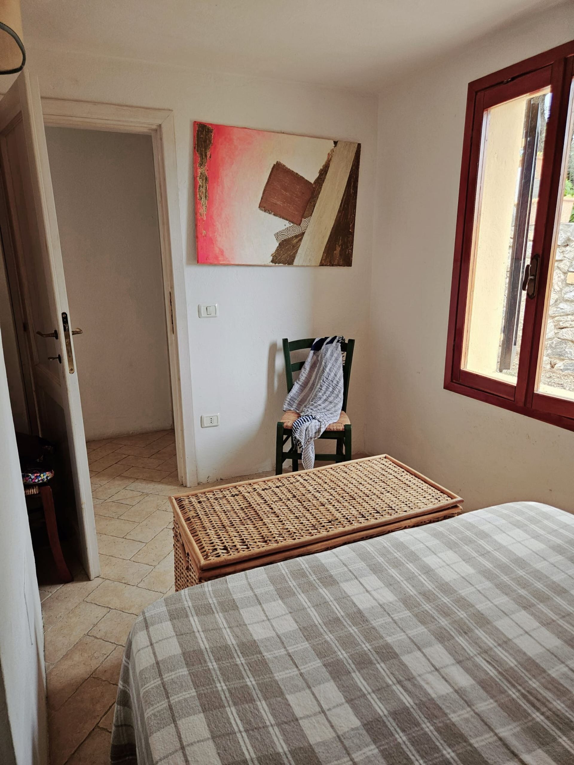 1 bedroom, bed sheets