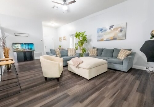 Modern Family Retreat w/Game Room and Fire Pit. Near NAS JAX
