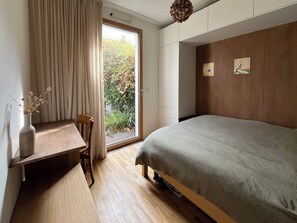 2 bedrooms, WiFi, bed sheets - Ideal for families: garden and terrace near the park (Lyon)