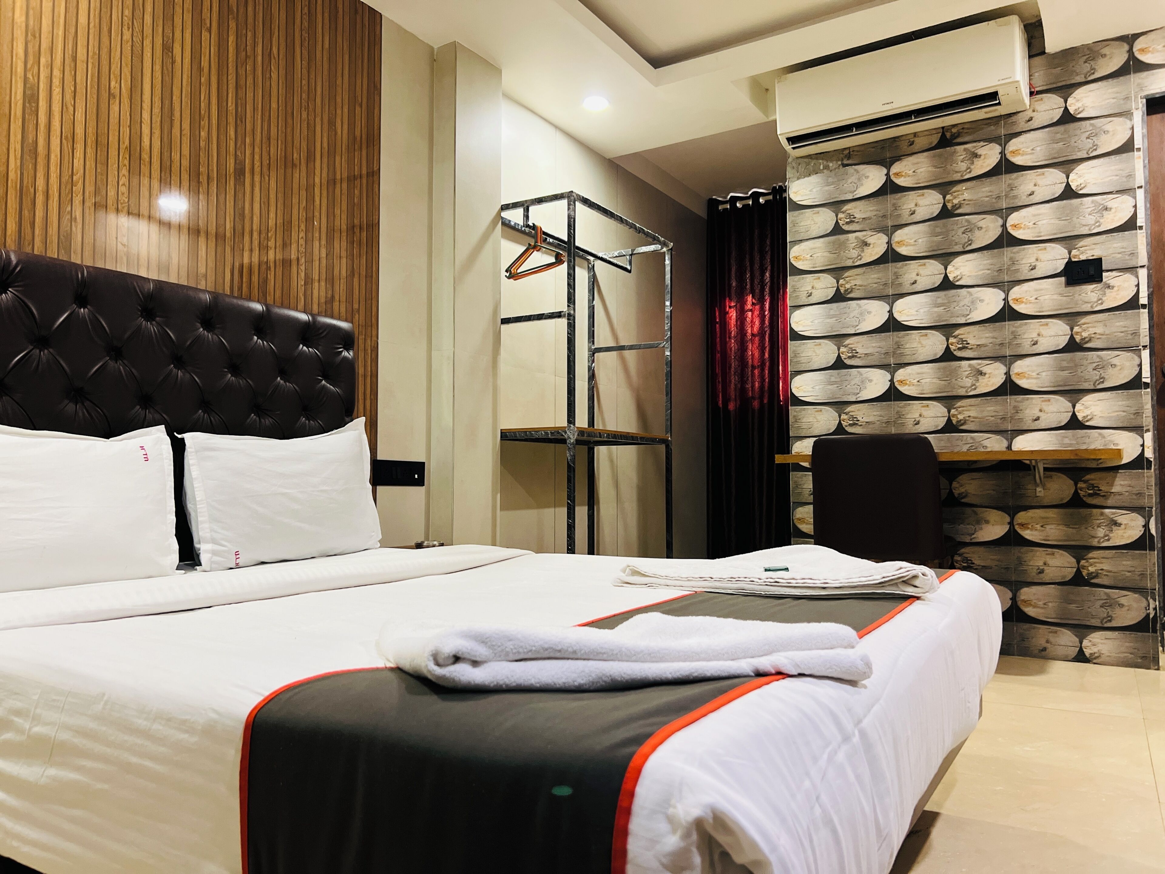 Classic Double Room | Soundproofing, WiFi (free)