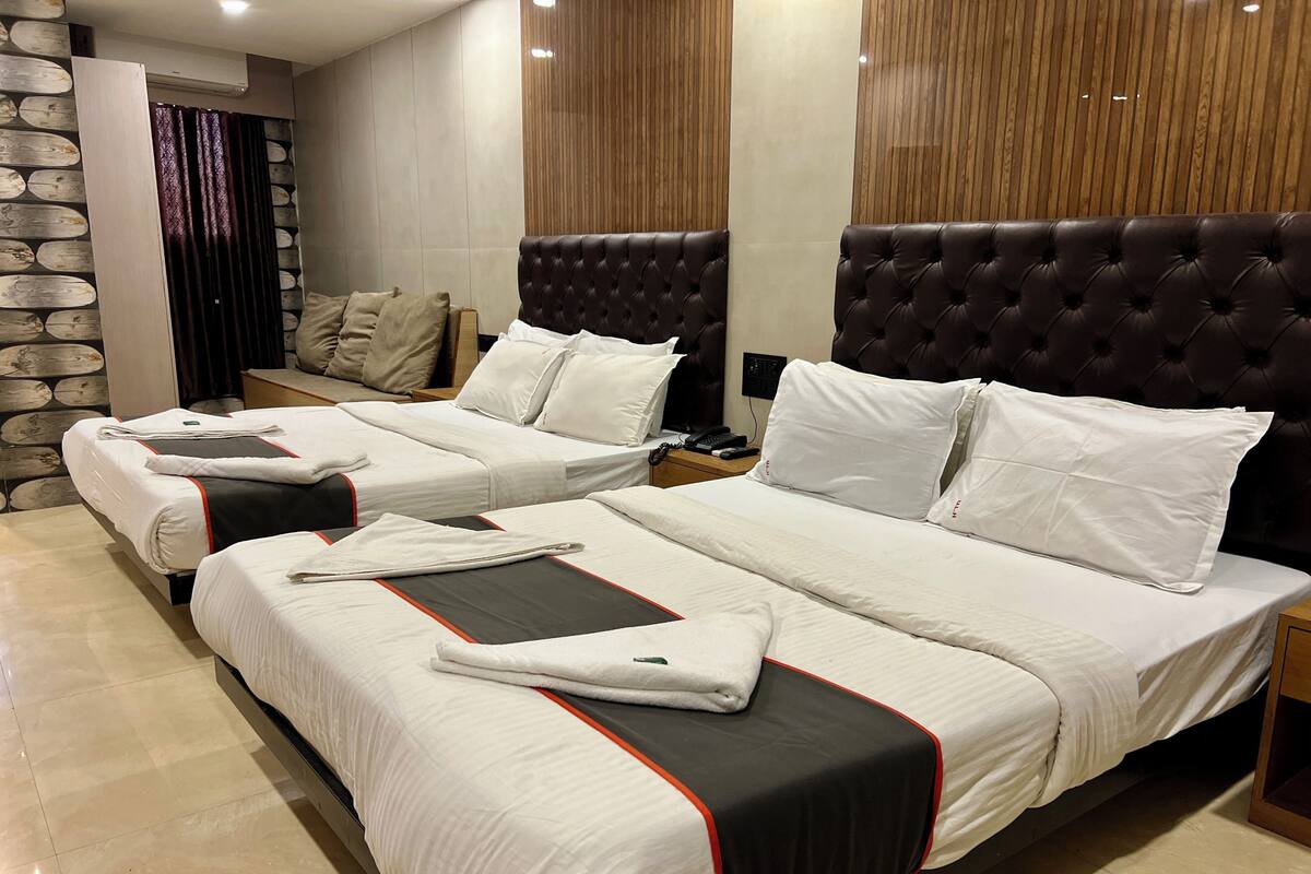 Family Quadruple Room | Soundproofing, WiFi (free)