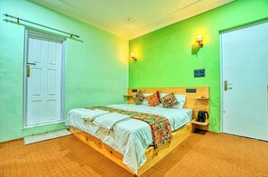 Kamar Double Keluarga | Brankas, kedap suara, Wi-Fi gratis, dan seprai linen