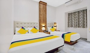 Superior Room | Desk, free WiFi - Hotel Heraa International Mumbai (Mumbai)