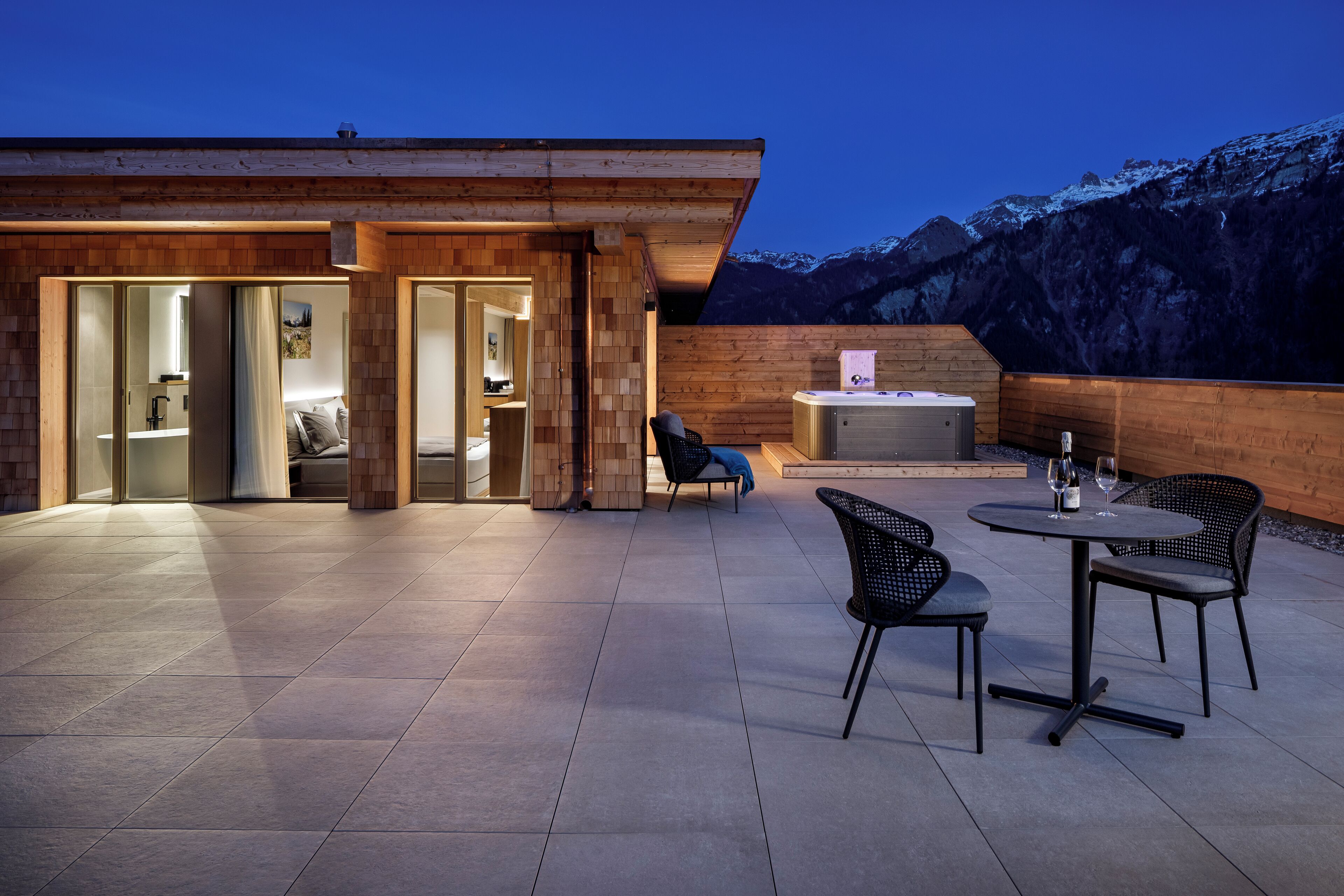 Luxury-Suite, Bergblick | Terrasse/Patio