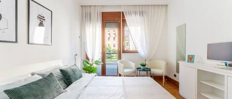 1 bedroom, WiFi, bed sheets