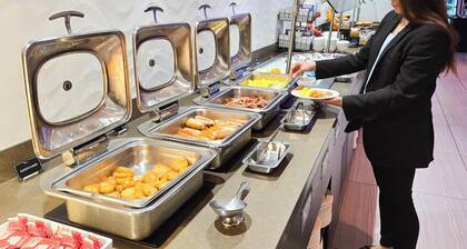 Grand Pinnacle Lucknow