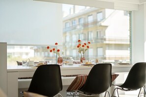 Dining - James Ensor Zon - beach fun in Oostduinkerke (Oostduinkerke)