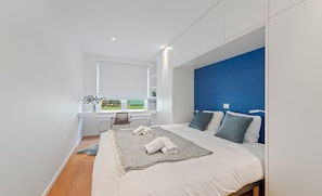 2 chambres, bureau, Wi-Fi, draps fournis